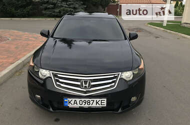 Седан Honda Accord 2010 в Киеве