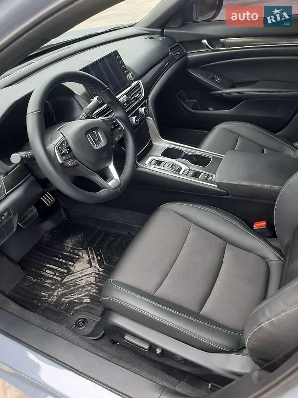 Седан Honda Accord 2022 в Чорткові