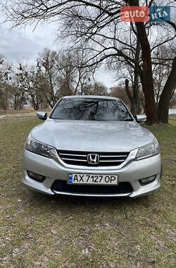 Седан Honda Accord 2014 в Мерефа