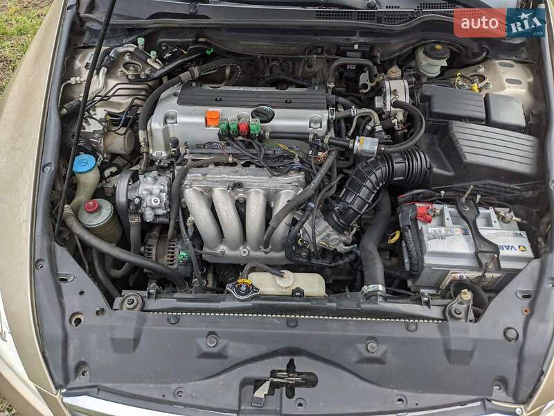 Седан Honda Accord 2006 в Онуфриевке