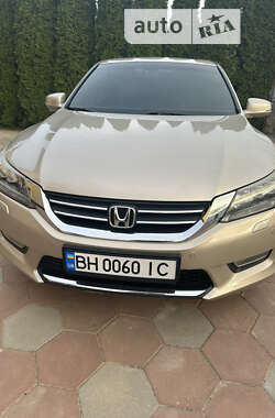 Седан Honda Accord 2013 в Одессе