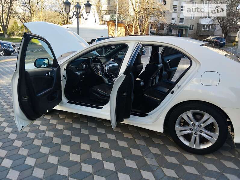 Седан Honda Accord 2011 в Чорноморську