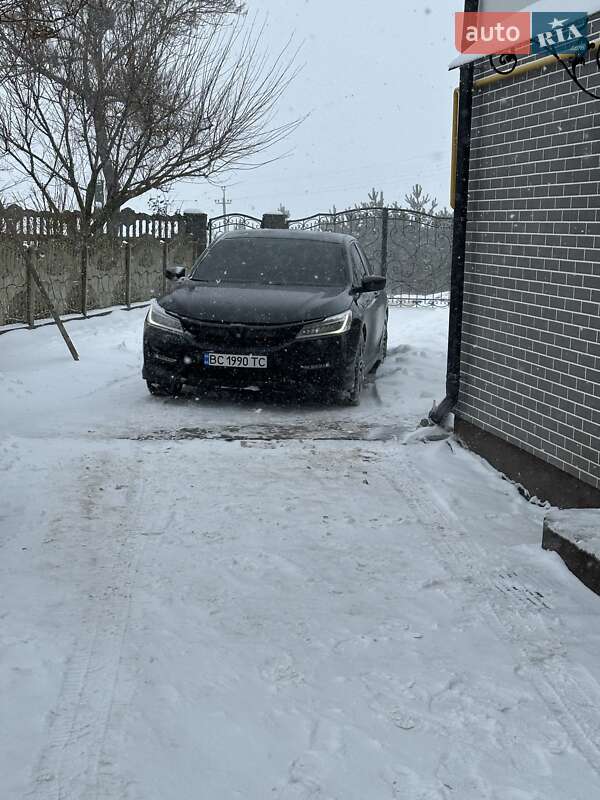 Седан Honda Accord 2016 в Львове