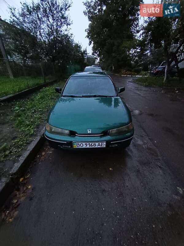 Седан Honda Accord 1994 в Львове