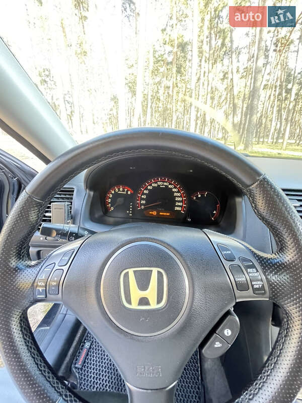 Седан Honda Accord 2006 в Ахтырке
