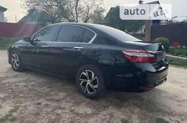 Седан Honda Accord 2016 в Умані