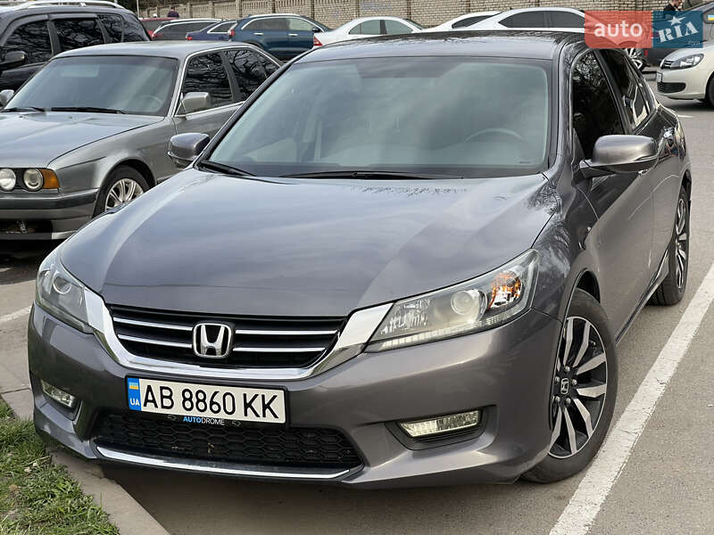 Седан Honda Accord 2014 в Виннице