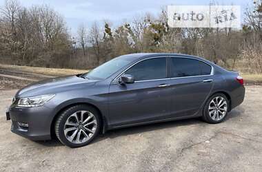 Седан Honda Accord 2013 в Полтаве