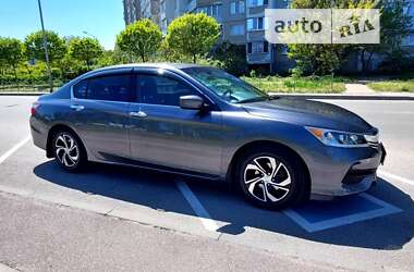 Седан Honda Accord 2017 в 