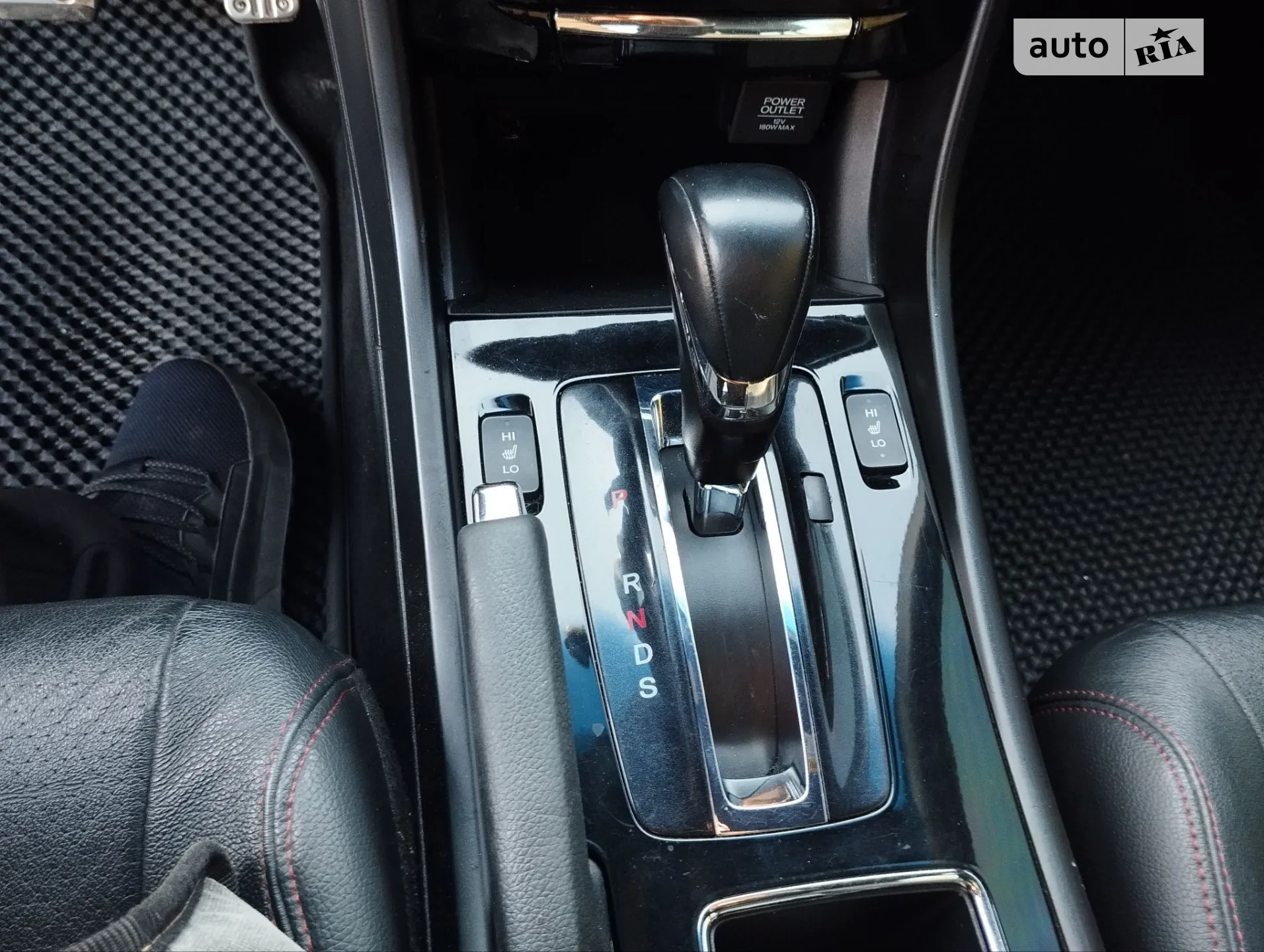 2017 Honda Accord - мініатюра 16