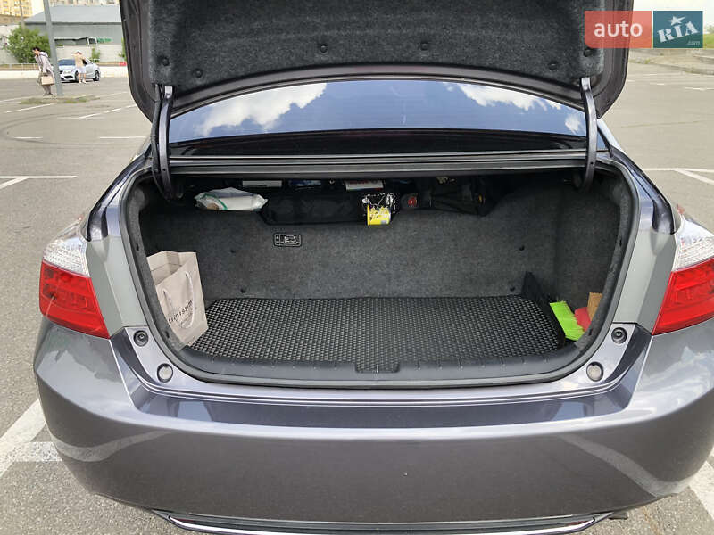 Седан Honda Accord 2014 в Киеве