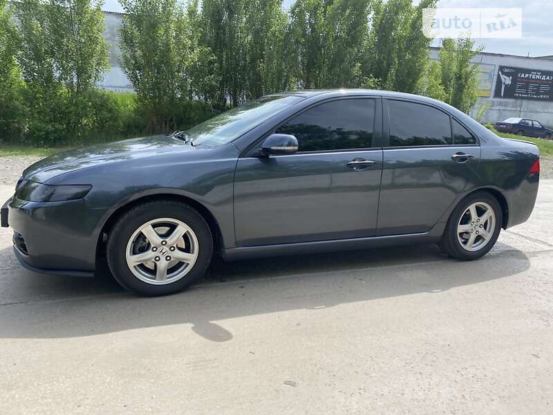 Седан Honda Accord 2004 в Харкові