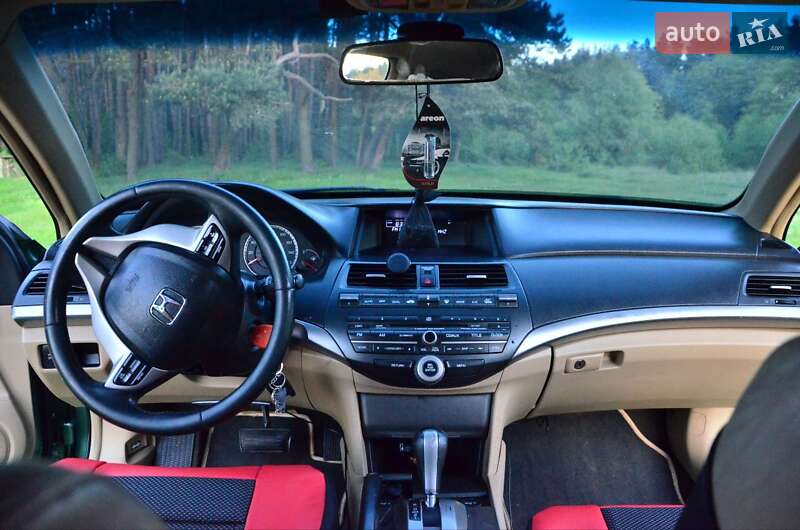 Купе Honda Accord 2008 в Вінниці