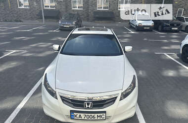 Купе Honda Accord 2012 в Киеве