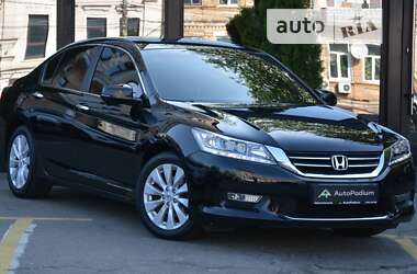 Седан Honda Accord 2013 в Киеве