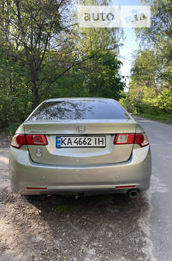 Седан Honda Accord 2009 в Чернигове