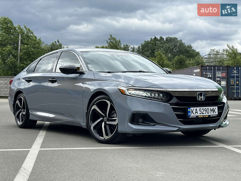 Седан Honda Accord 2022 в Киеве