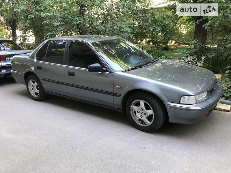 Седан Honda Accord 1992 в Одессе