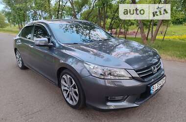 Седан Honda Accord 2013 в Кременчуге