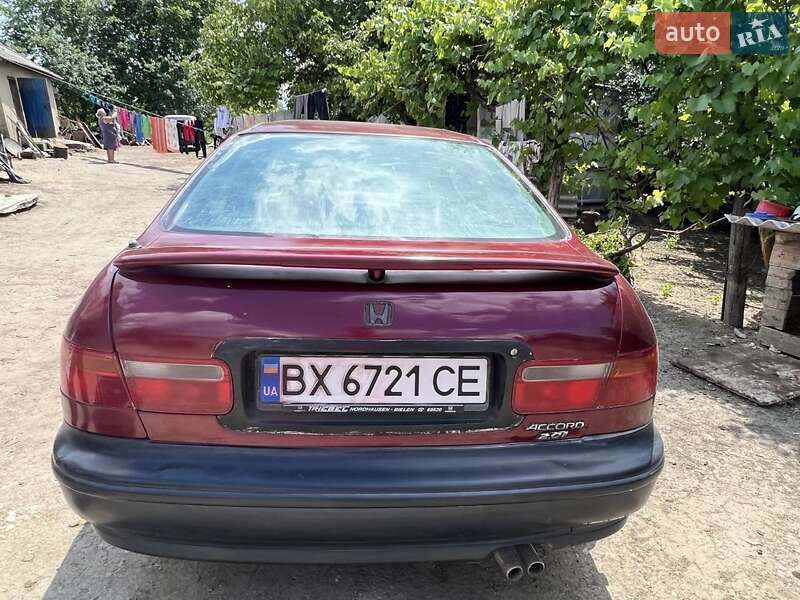 Седан Honda Accord 1993 в Кам'янець-Подільському