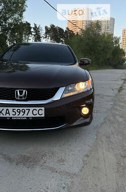 Купе Honda Accord 2013 в Києві
