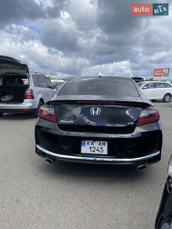 Купе Honda Accord 2015 в Києві