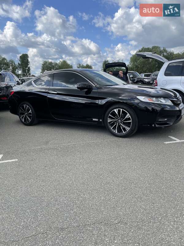 Купе Honda Accord 2015 в Києві