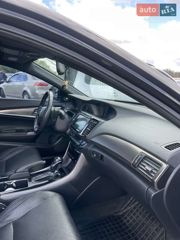 Купе Honda Accord 2015 в Києві