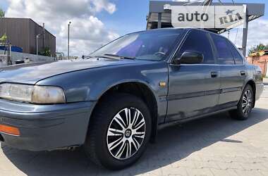 Седан Honda Accord 1993 в Петропавловской Борщаговке