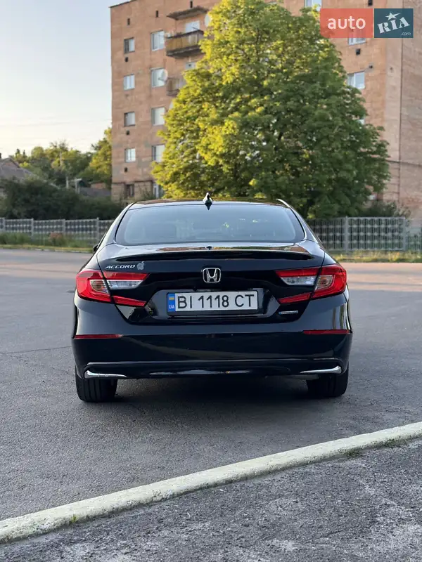 Honda Accord 2019 VIN 1HGCV3F13KA013128 фото оголошення 12 з 90