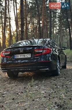 Седан Honda Accord 2019 в 