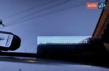 Седан Honda Accord 2019 в 