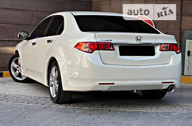 Седан Honda Accord 2011 в Киеве