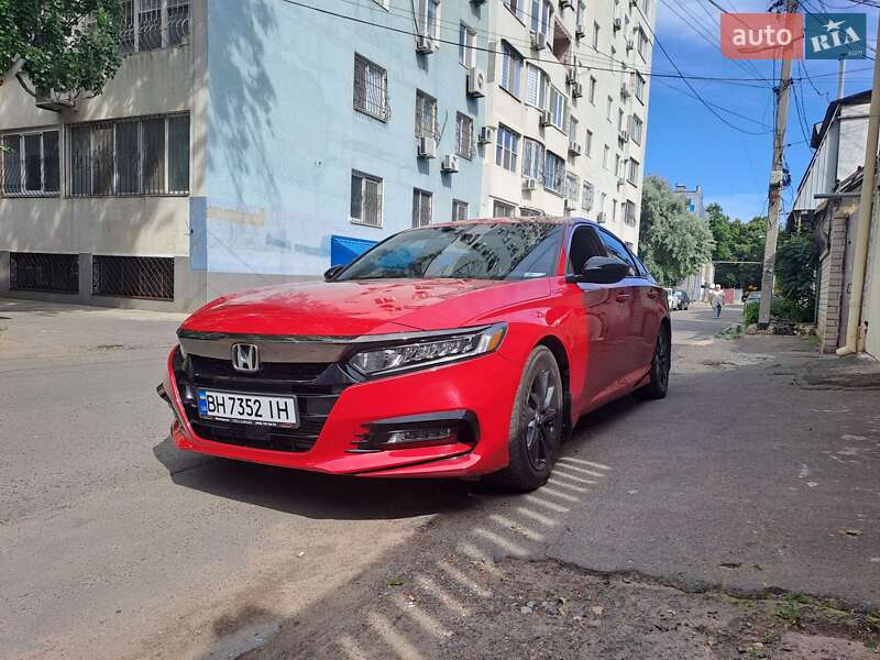 Седан Honda Accord 2017 в Одессе