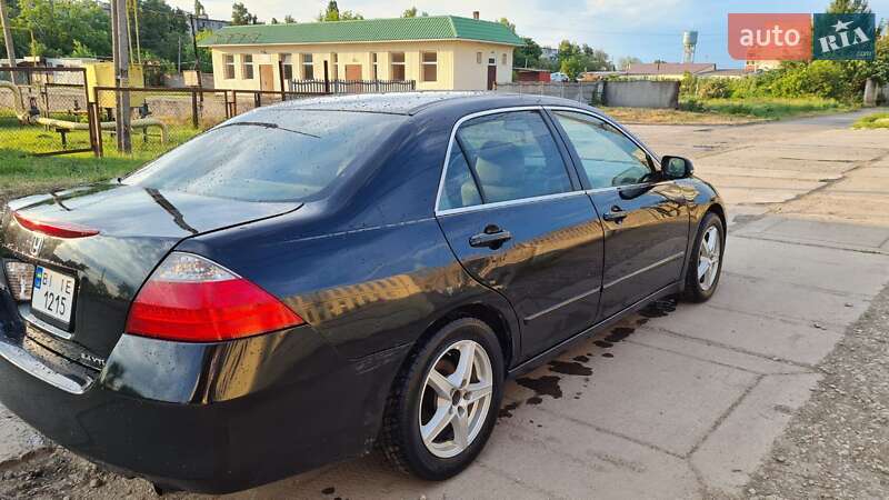 Седан Honda Accord 2006 в Перещепине