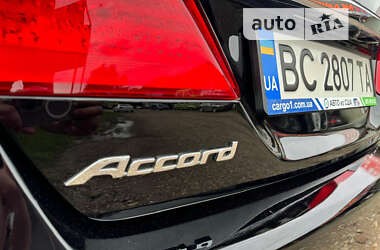 Седан Honda Accord 2014 в Самборе