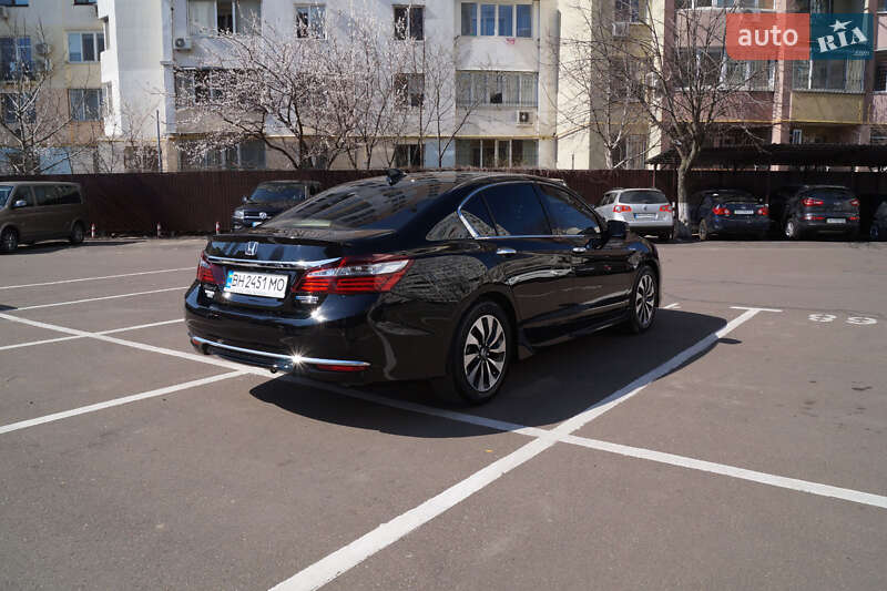 Седан Honda Accord 2017 в Киеве