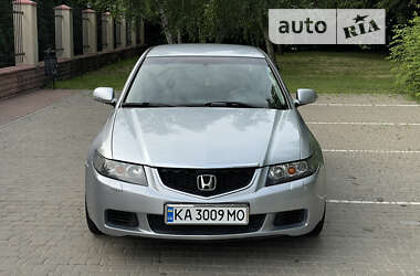 Седан Honda Accord 2004 в Киеве