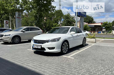 Седан Honda Accord 2013 в Одессе