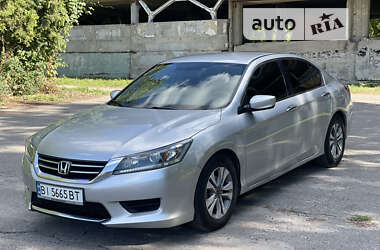 Седан Honda Accord 2014 в Полтаве