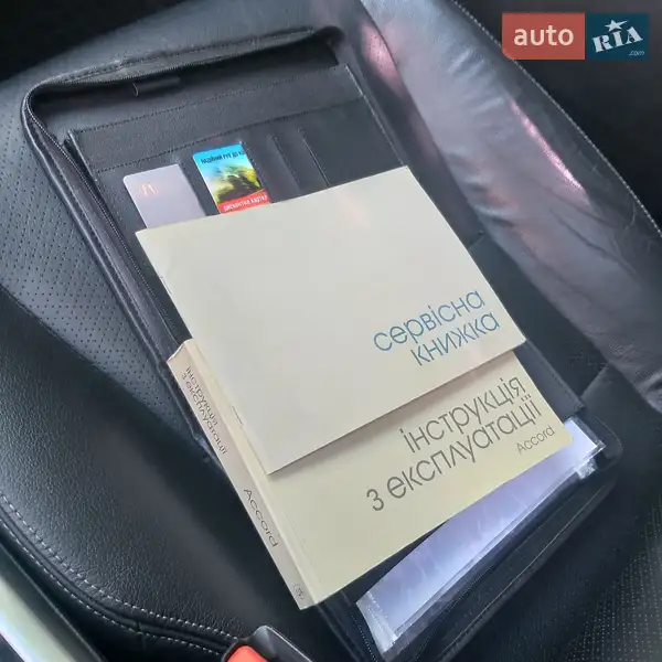 Седан Honda Accord 2013 в Долині документ