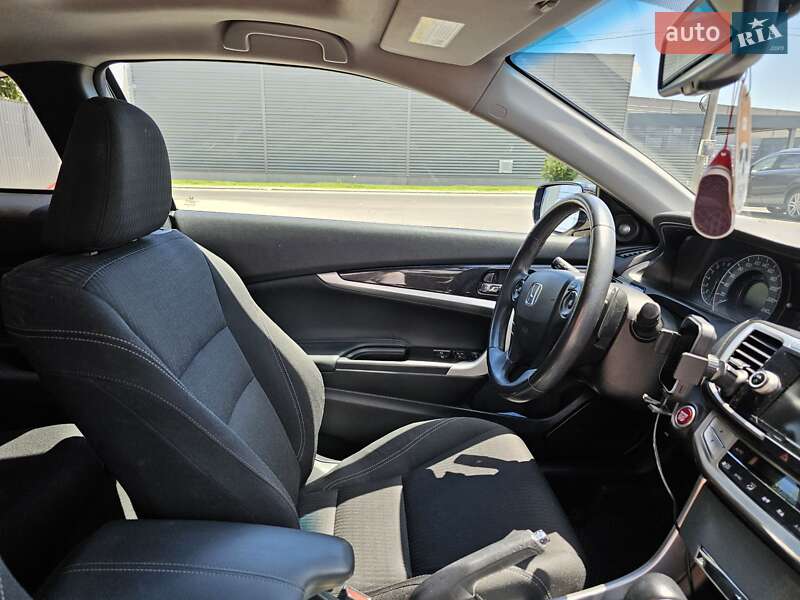 Купе Honda Accord 2012 в Измаиле