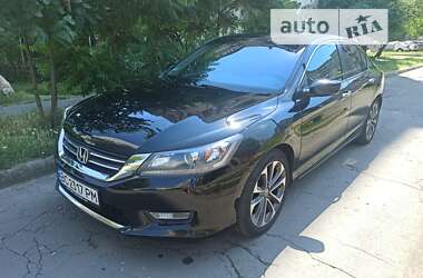 Седан Honda Accord 2015 в Киеве