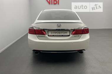 Седан Honda Accord 2013 в Киеве