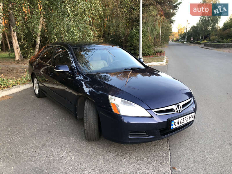Седан Honda Accord 2006 в Киеве