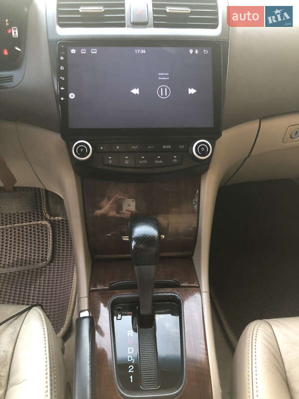 Седан Honda Accord 2006 в Киеве