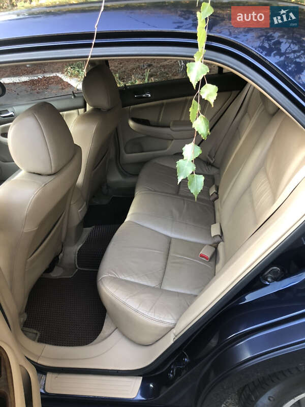 Седан Honda Accord 2006 в Киеве