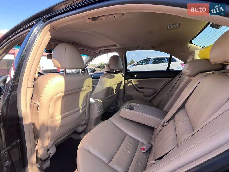 Седан Honda Accord 2006 в Южноукраинске