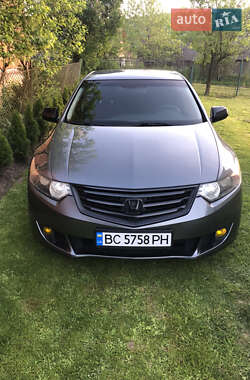 Седан Honda Accord 2009 в 