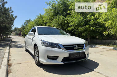 Седан Honda Accord 2013 в Виннице